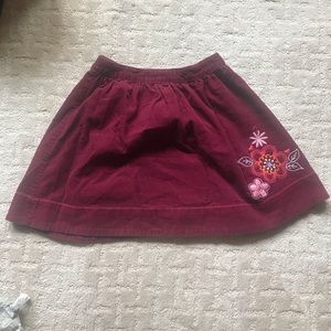FLOWER EMBROIDERED SKIRT